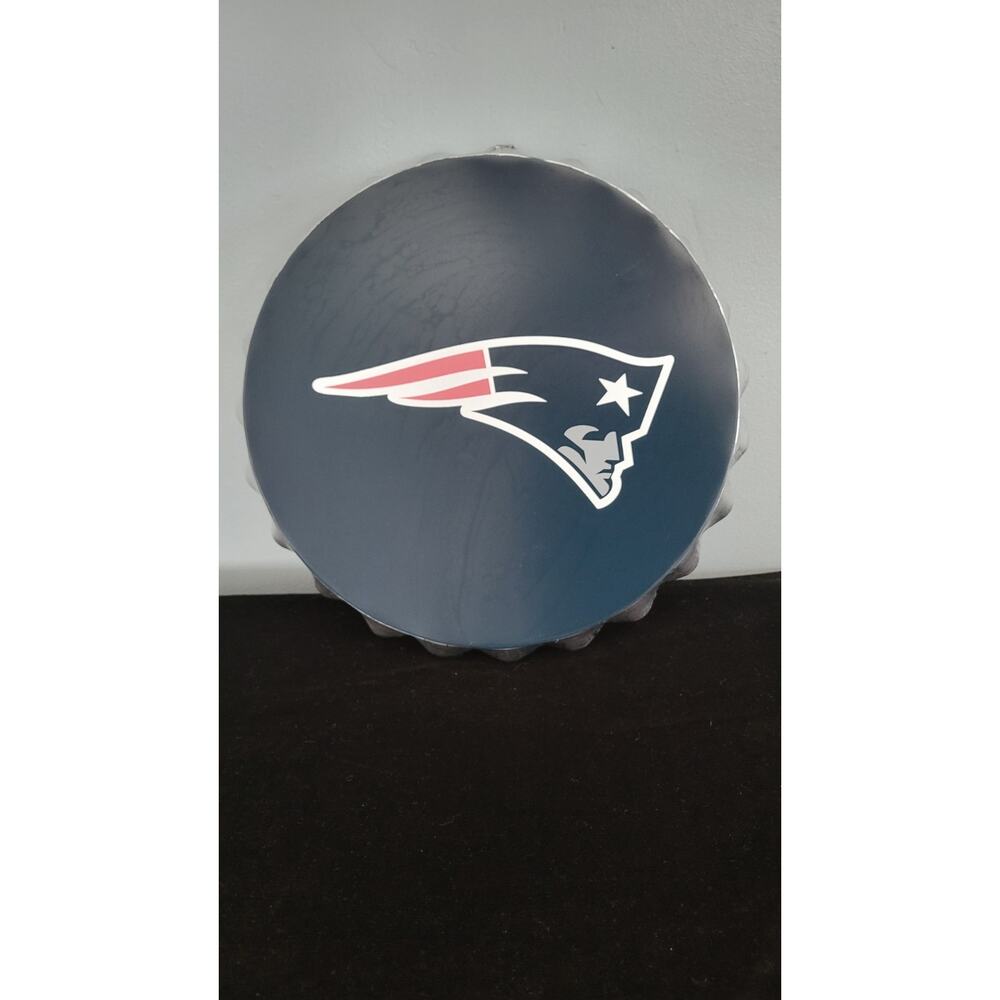 New England Patriots Bottle Cap Wall Decor NFL Forever Collectibles Mancave Sign